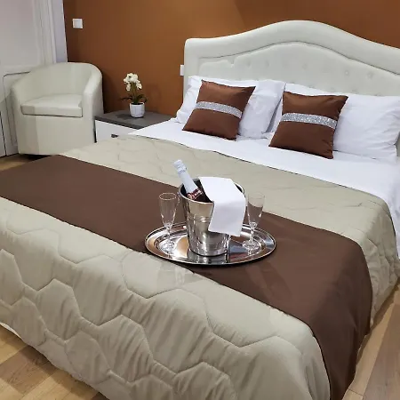 Homestay Casa Teatro Massimo *